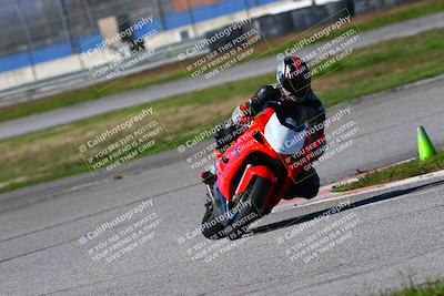 media/Jan-21-2023-Fastrack Riders (Sat) [[fcf3f88a30]]/Level 2/Session 4 Turn 6-Mountian Shot/